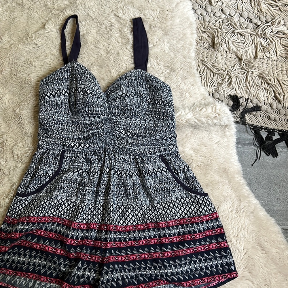 Navy blue and hot pink romper with shirted bAck and pockets